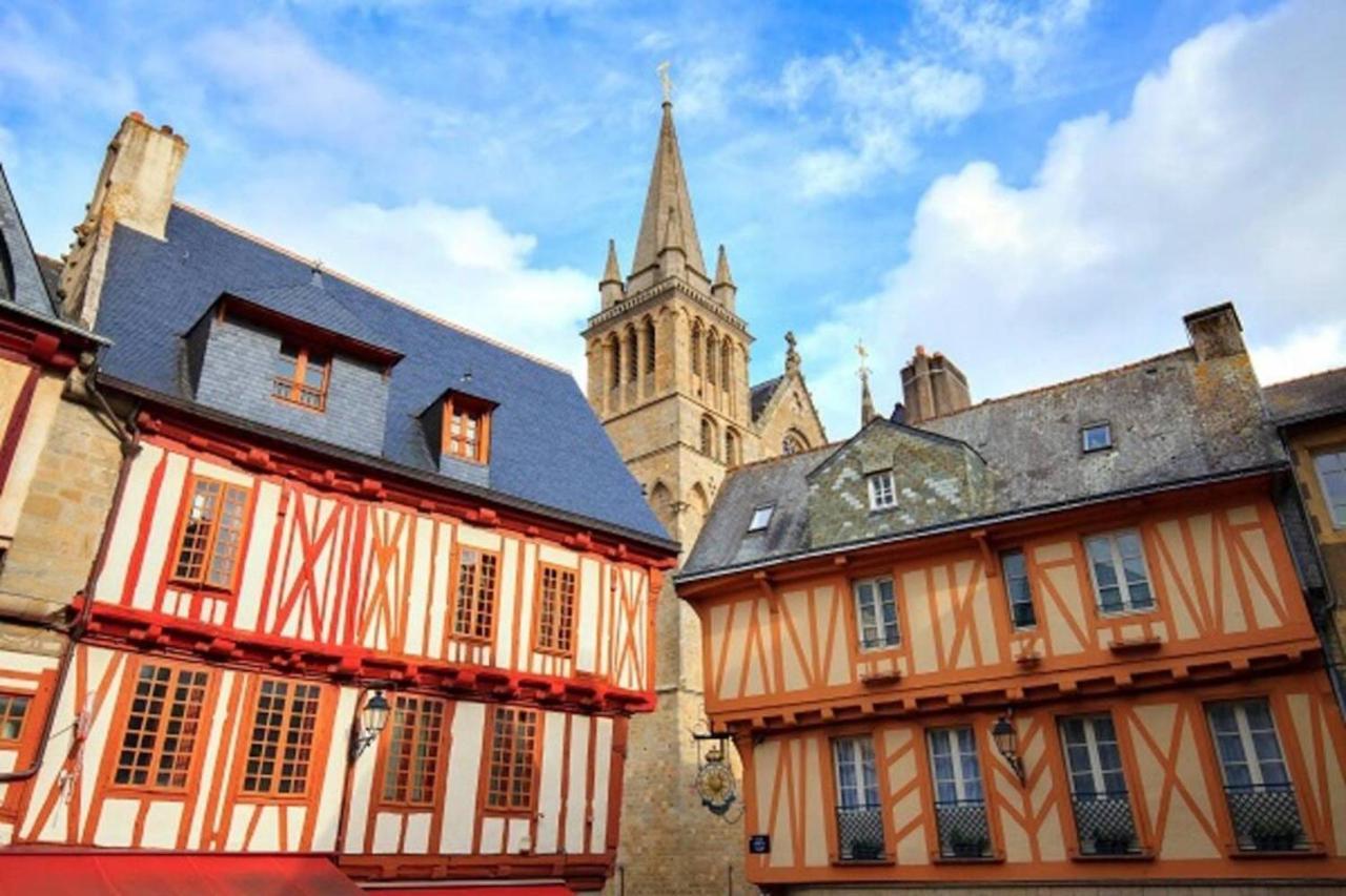 Studio De Caractere Du Centre Historique De Vannes Apartamento Exterior foto